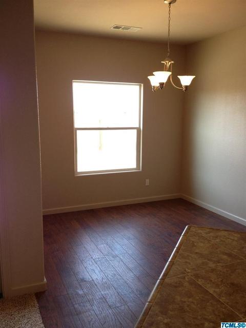 526 Self Ct, Exeter, CA 93221 photo 2