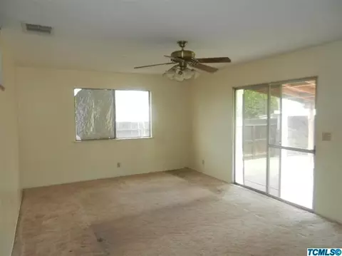 1550 W Bush St, Lemoore, CA 93245 photo 4