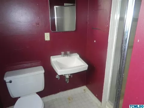 1550 W Bush St, Lemoore, CA 93245 photo 8