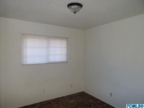632 N E St, Tulare, CA 93274 photo 13