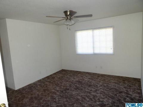 632 N E St, Tulare, CA 93274 photo 18