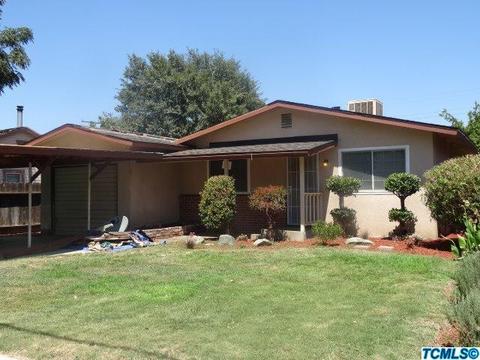 632 N E St, Tulare, CA 93274 photo 2
