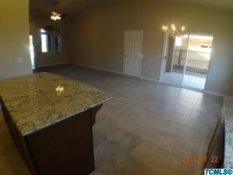 3403 E Douglas Ave, Visalia, CA 93292 photo 8