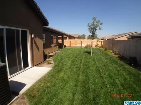3403 E Douglas Ave, Visalia, CA 93292 photo 15