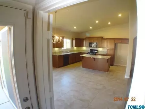 3403 E Douglas Ave, Visalia, CA 93292 photo 11