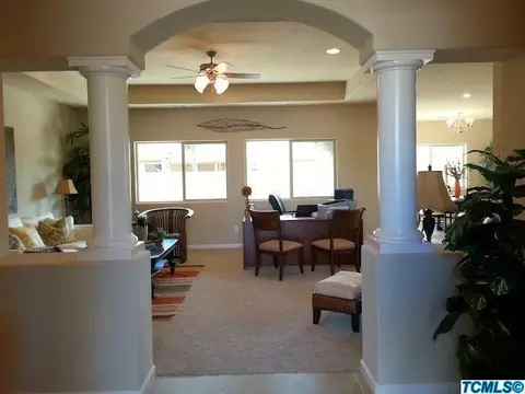3341 E Douglas Ave, Visalia, CA 93292 photo 3