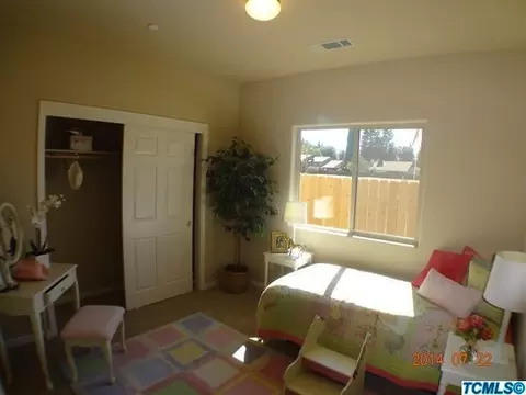 3341 E Douglas Ave, Visalia, CA 93292 photo 14