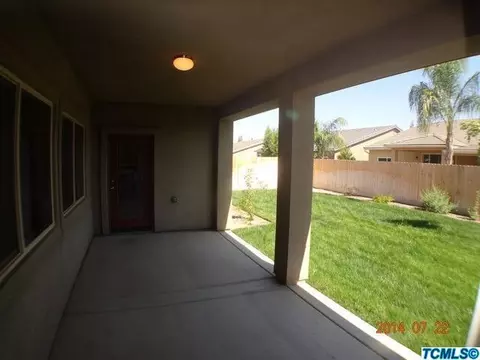 3341 E Douglas Ave, Visalia, CA 93292 photo 17