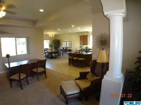 3341 E Douglas Ave, Visalia, CA 93292 photo 4