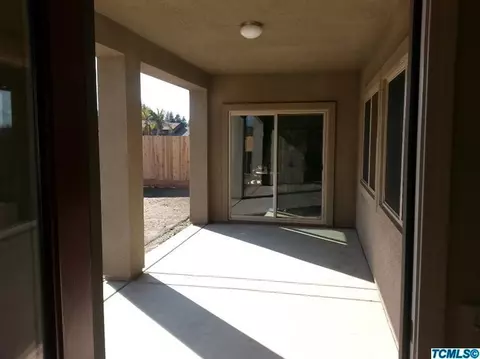 3341 E Douglas Ave, Visalia, CA 93292 photo 16