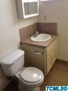 730 Whitney, Tulare, CA 93274 photo 10