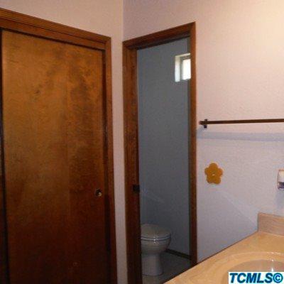 1958 E Harold Ave, Visalia, CA 93292 photo 6