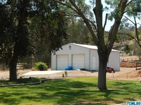 31927 Fritz Dr, Exeter, CA 93221 photo 4