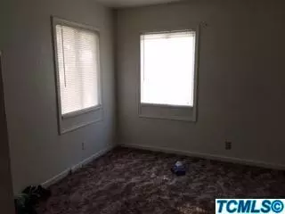 515 E Walnut, Tulare, CA 93274 photo 6
