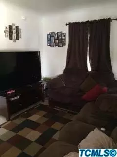 515 E Walnut, Tulare, CA 93274 photo 4