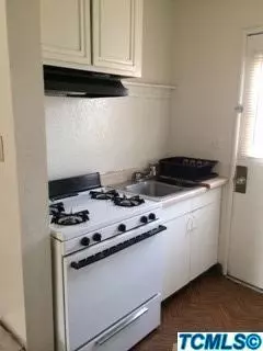 515 E Walnut, Tulare, CA 93274 photo 8