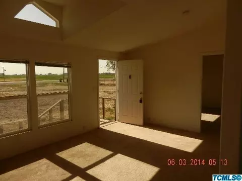 15585 18th Ave, Lemoore, CA 93245 photo 5