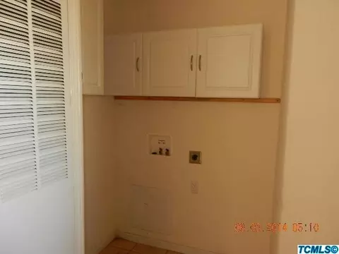 15585 18th Ave, Lemoore, CA 93245 photo 4