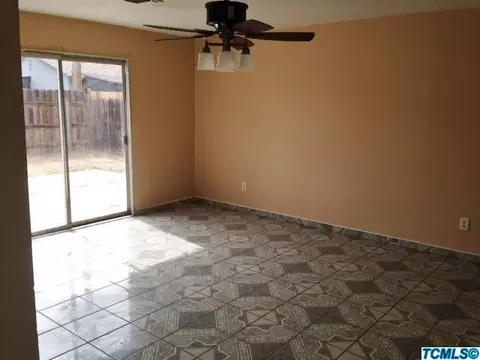 424 Vine St, Lemoore, CA 93245 photo 7
