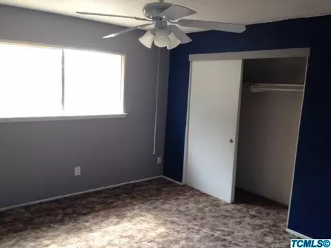 424 Vine St, Lemoore, CA 93245 photo 3