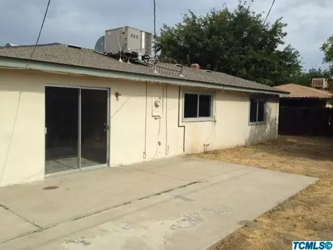 424 Vine St, Lemoore, CA 93245 photo 8