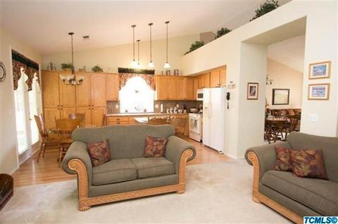 417 S Maple Dr, Reedley, CA 93654 photo 9