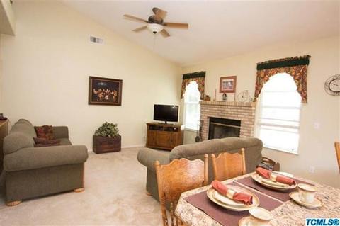417 S Maple Dr, Reedley, CA 93654 photo 8