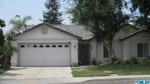 263 Claremont Ave, Sanger, CA 93657 photo 2
