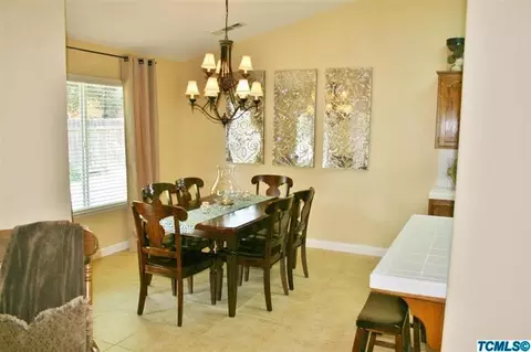 3934 Elowin Ave, Visalia, CA 93292 photo 10