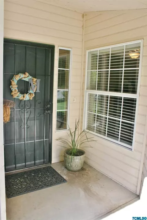 3934 Elowin Ave, Visalia, CA 93292 photo 3