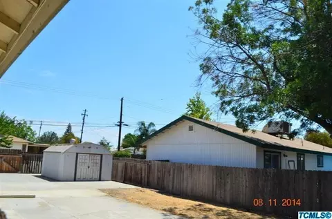 839 E Kaweah Ave, Visalia, CA 93292 photo 12