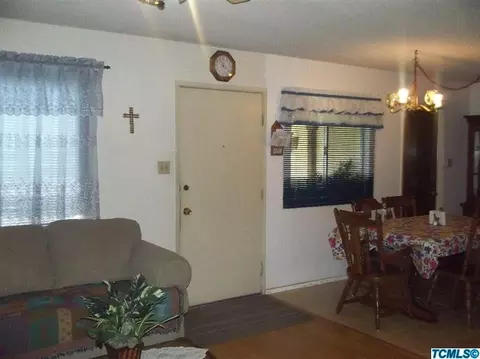 590 N Smith Rd, Tipton, CA 93272 photo 8