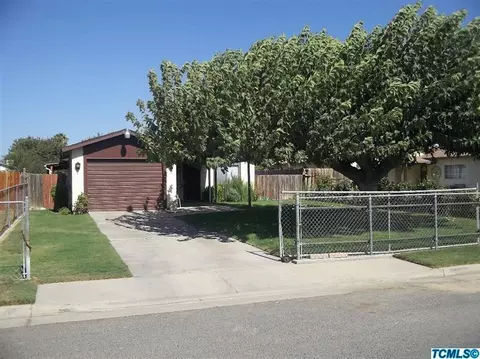 590 N Smith Rd, Tipton, CA 93272 photo 2