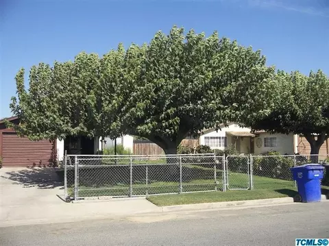 590 N Smith Rd, Tipton, CA 93272 photo 1
