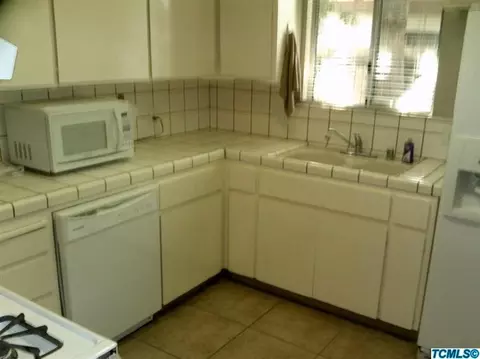 1820 E Cross Ave, Tulare, CA 93274 photo 19
