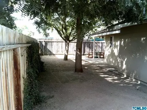 1820 E Cross Ave, Tulare, CA 93274 photo 7