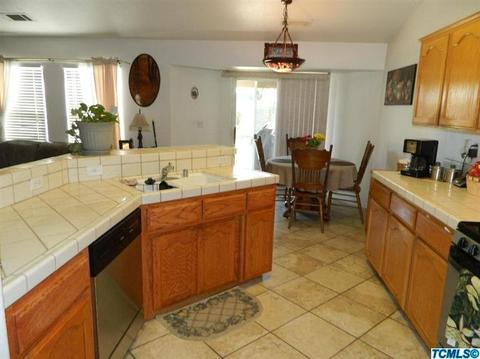 2287 Ranier Way, Hanford, CA 93230 photo 4