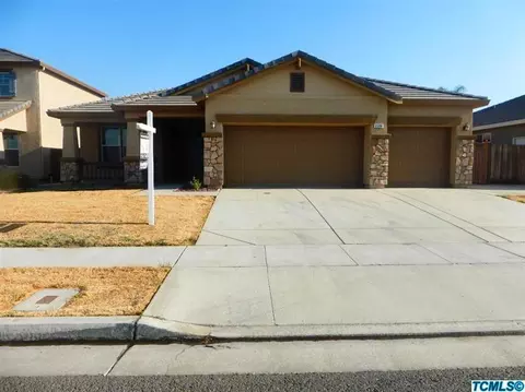 2598 E Kern Ave, Tulare, CA 93274 photo 1
