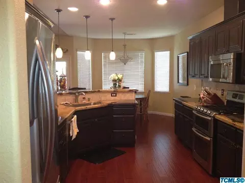 2334 S Beech Dr, Visalia, CA 93292 photo 9