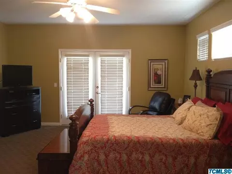 2334 S Beech Dr, Visalia, CA 93292 photo 22