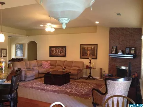 2334 S Beech Dr, Visalia, CA 93292 photo 5