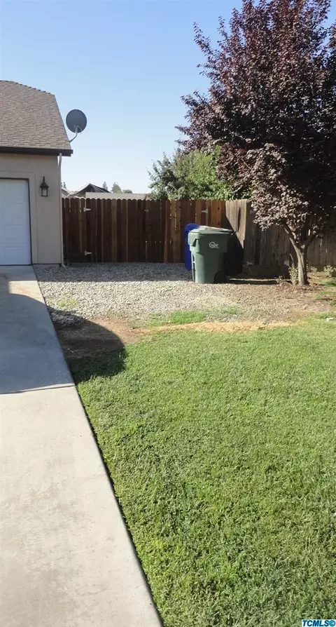1110 Joy Ct, Exeter, CA 93221 photo 7