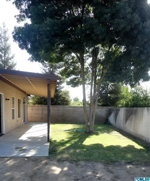 1110 Joy Ct, Exeter, CA 93221 photo 8