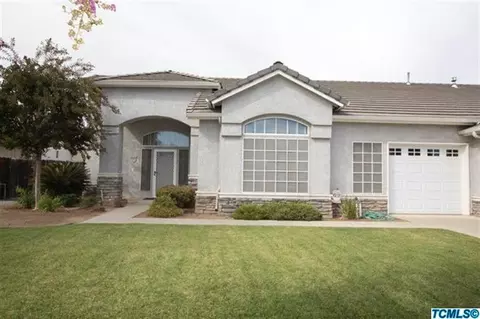564 E Aspen Ct, Reedley, CA 93654 photo 2