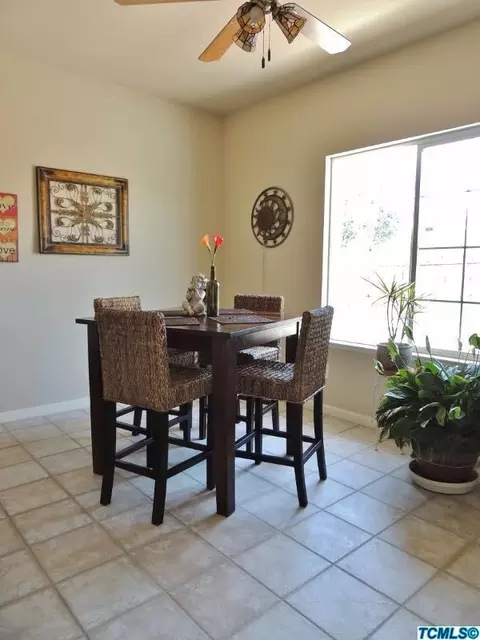 1469 Harvard Ct, Hanford, CA 93230 photo 6