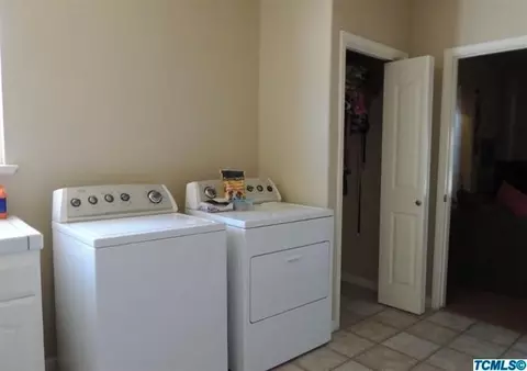 1469 Harvard Ct, Hanford, CA 93230 photo 19