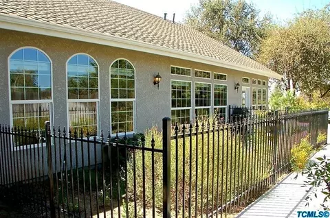 1332 E Laura Ct, Visalia, CA 93292 photo 46