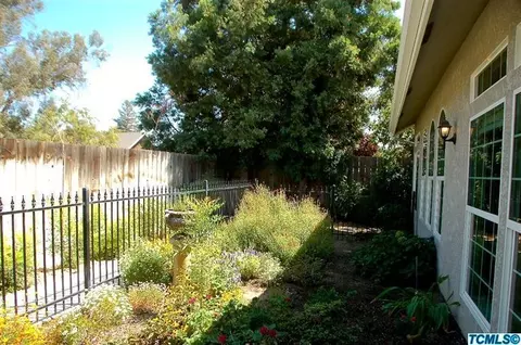 1332 E Laura Ct, Visalia, CA 93292 photo 44