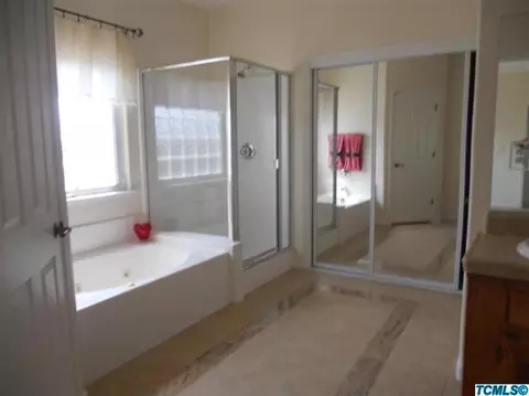2425 Orange Ave, Corcoran, CA 93212 photo 8