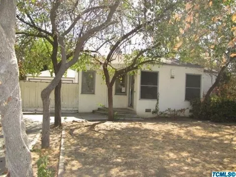 2728 E Normal Ave, Fresno, CA 93703 photo 1